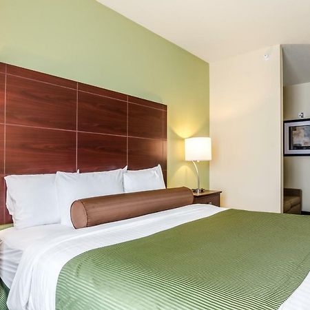 Cobblestone Hotel & Suites - Mccook Exteriör bild