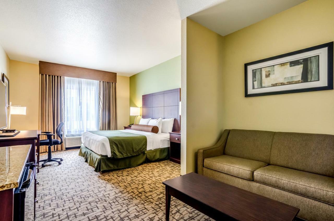 Cobblestone Hotel & Suites - Mccook Exteriör bild
